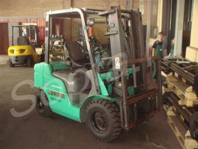 mitsubishi  fg25t /